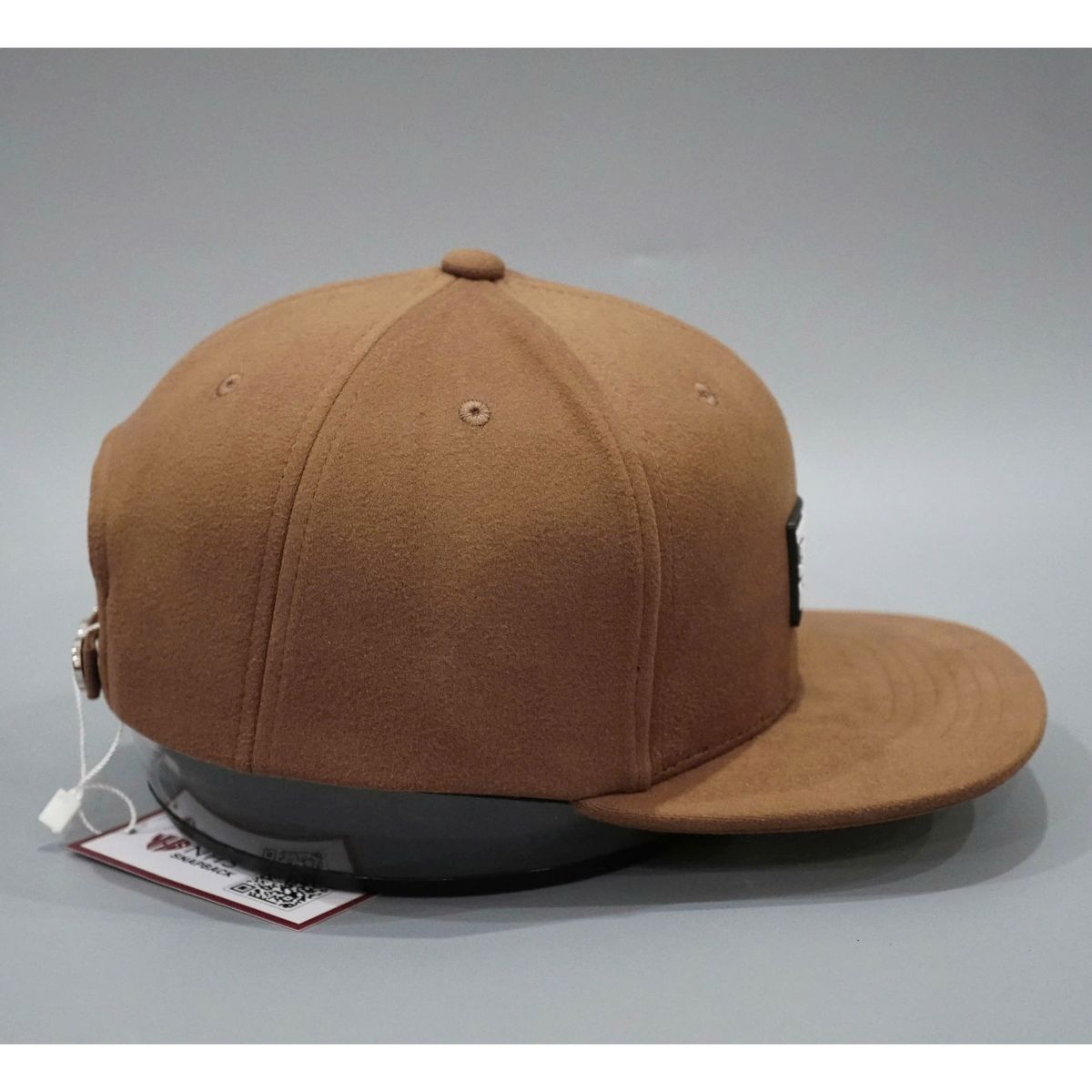 Mũ snapback da lộn Under full da lộn màu nâu bò